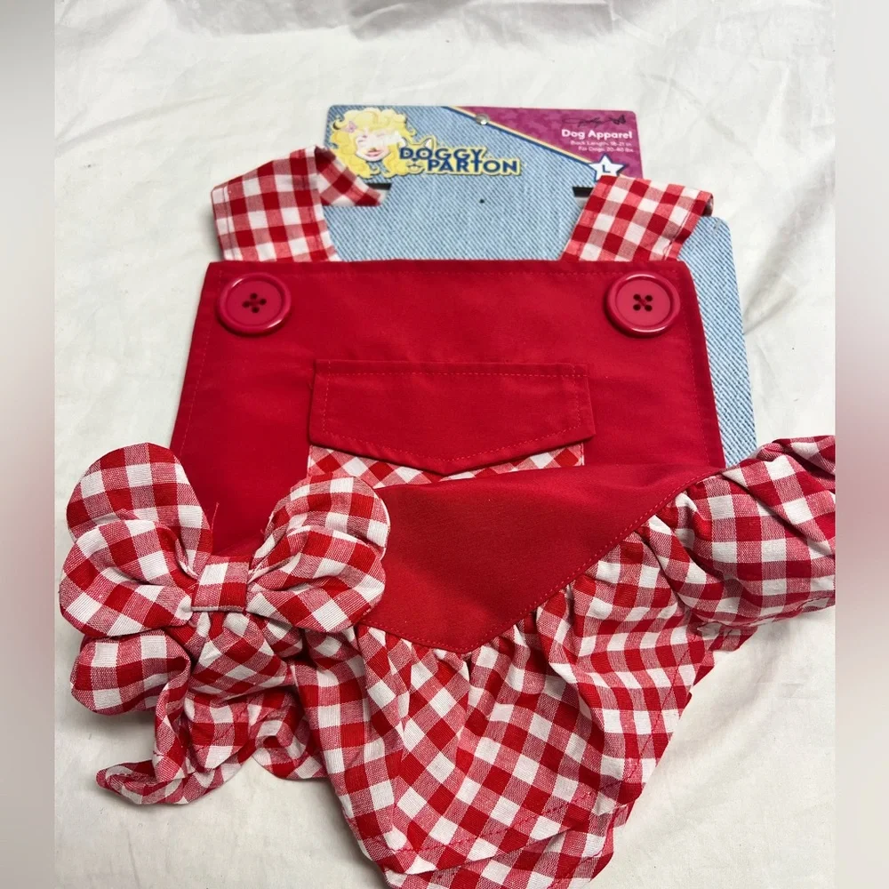 Dog outfit Dolly Parton